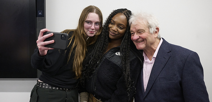 Nobel Prize winner inspires students during university visit