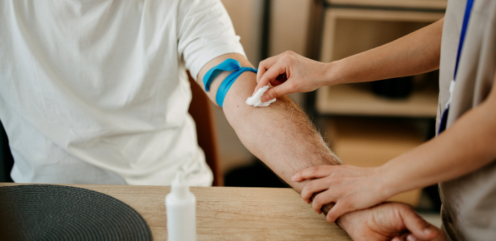 Simple blood test could spot dementia years earlier, research shows