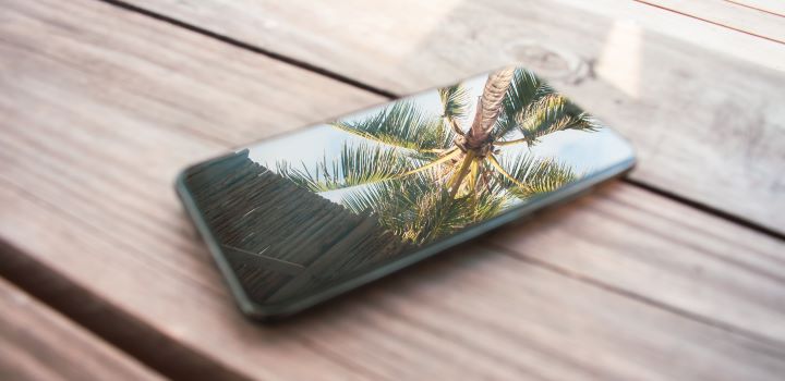 Locking your phone in a box can help you break free